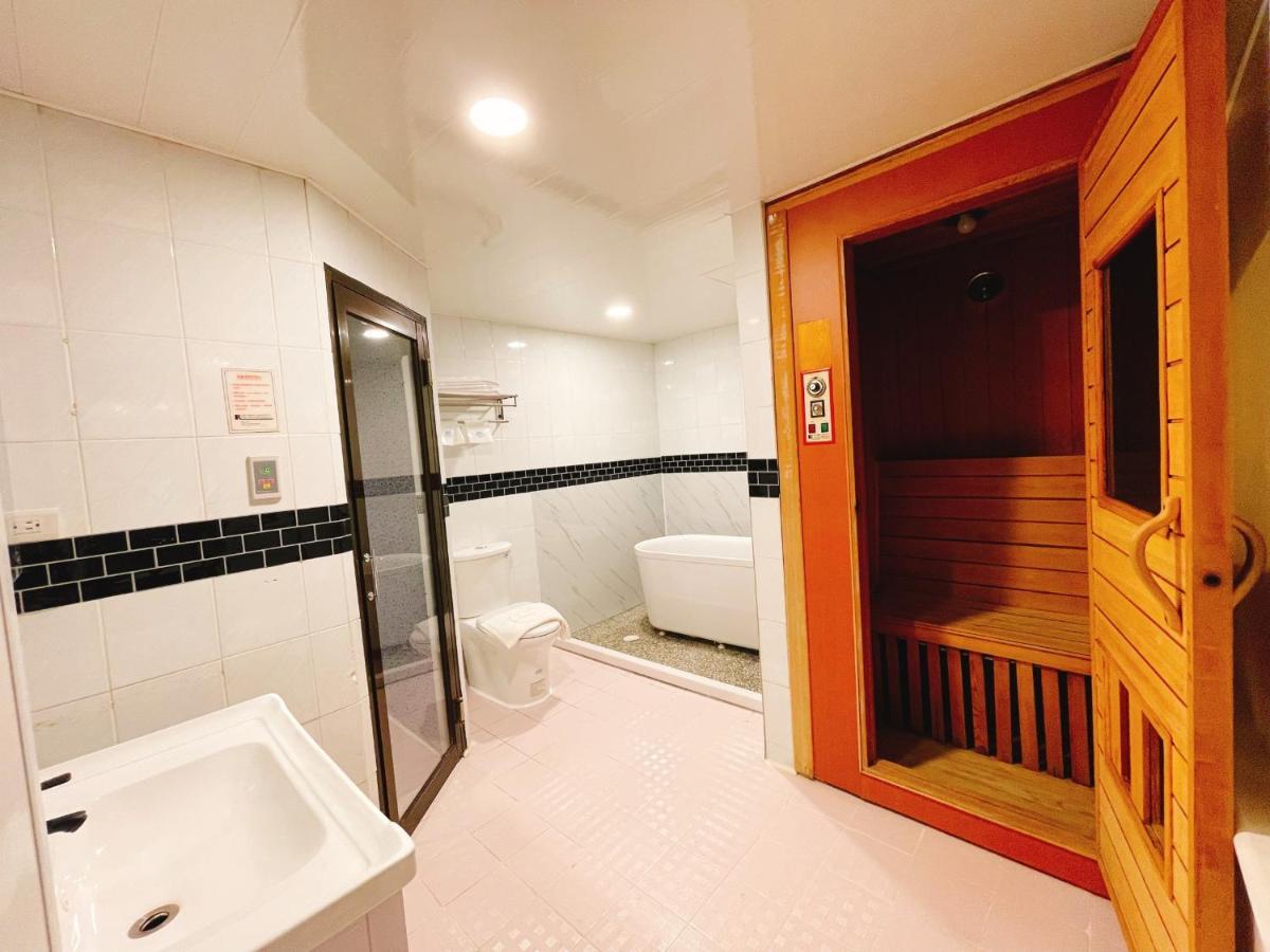 Joy Garden Hotel Kaohsiung Eksteriør billede