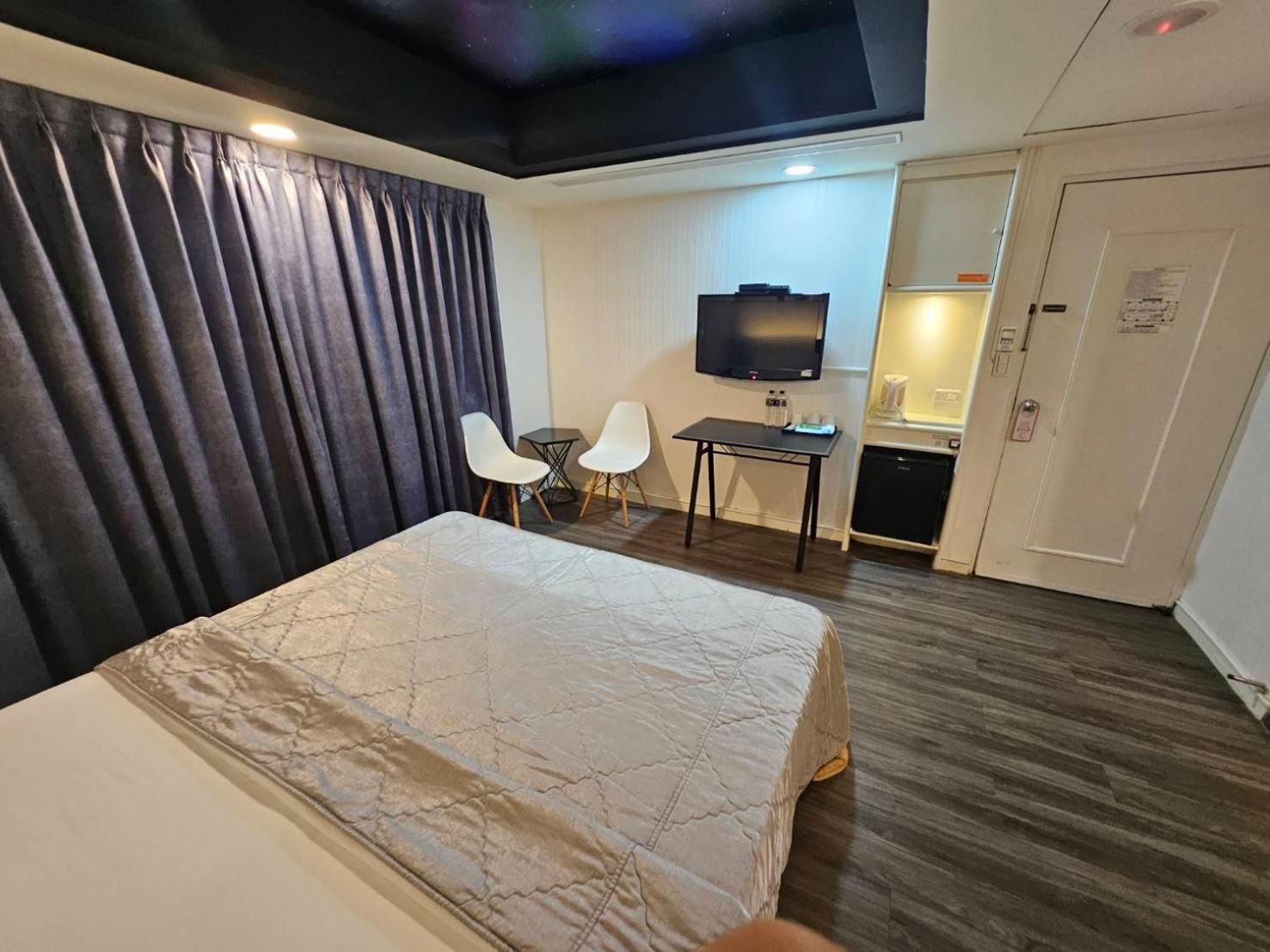 Joy Garden Hotel Kaohsiung Eksteriør billede