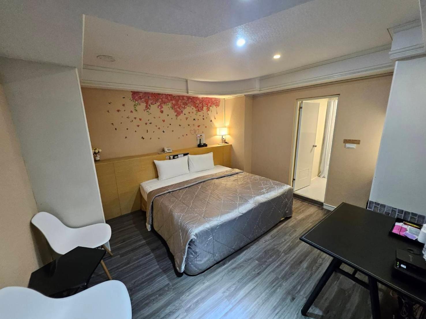 Joy Garden Hotel Kaohsiung Eksteriør billede